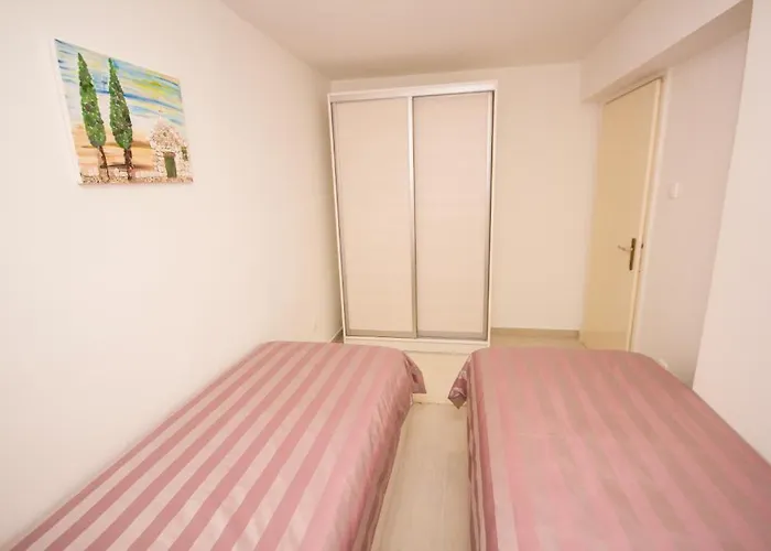 Soric דירה טרוגיר